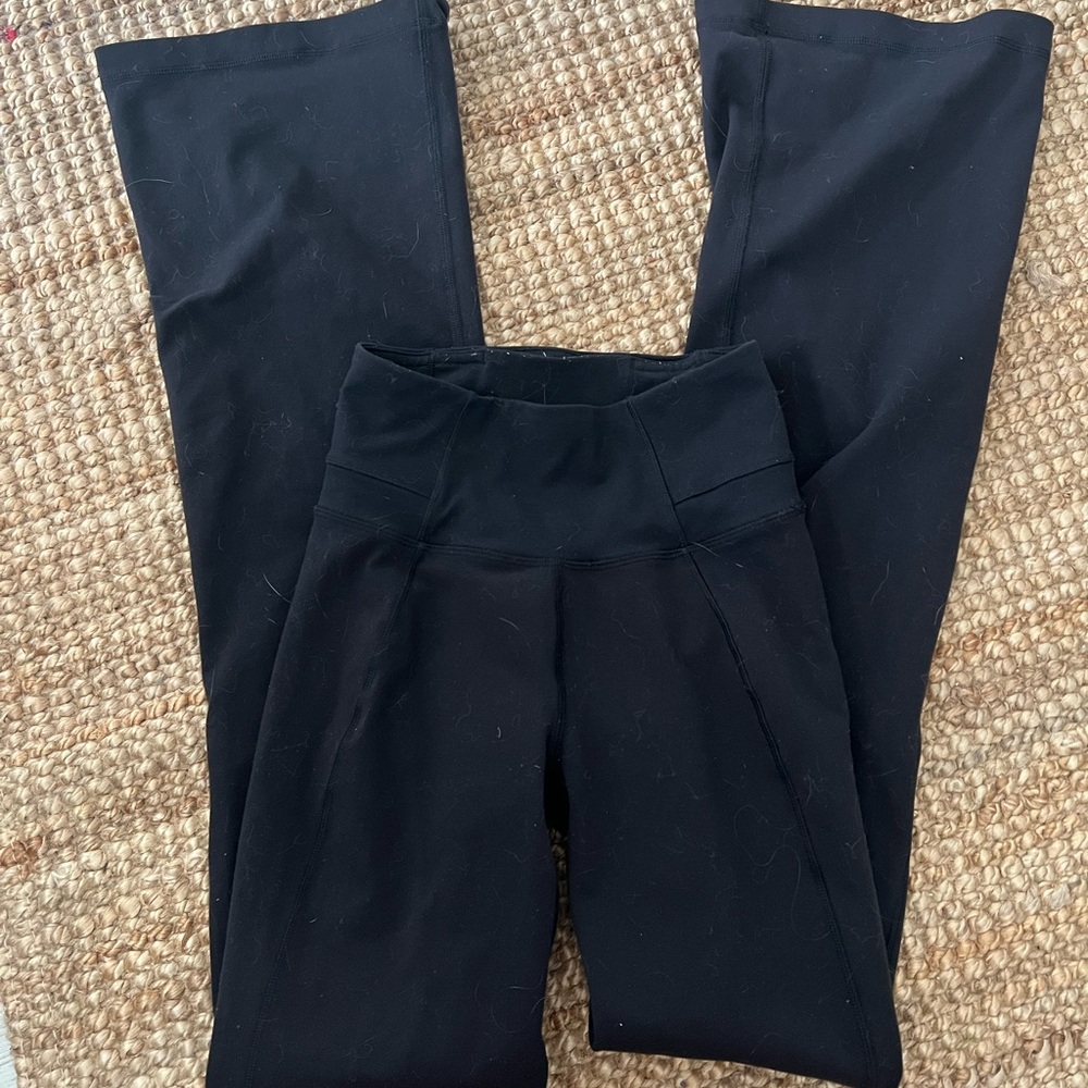 Lululemon Flare Leggings Black Size 0 EUC